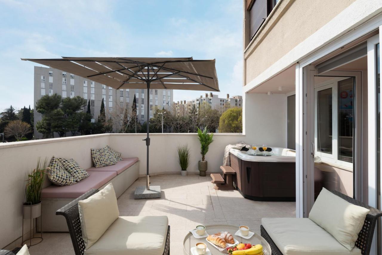 Glow Luxury Apartment With Terrace And Jacuzzi Split Eksteriør billede